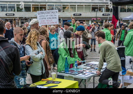 Malmö, Schweden, 17. September 2016. Demonstrationen auf der ganzen Welt gegen die vorgeschlagene Freihandelsabkommen schon TTIP und CETA. Tommy Lindholm/Alamy Live-Nachrichten Stockfoto