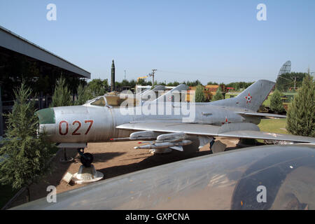 Ungarische Luftwaffe Mig-19 pm Kampfjet auf Anzeige in der militärischen Technologie Park, kecel, Ungarn Stockfoto