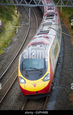 Carlisle Eisenbahn Zug Pendolino Carlisle, Cumbria natives Alstom Class 390 Pendolino West Coast Main Line (WCML) Franchise-Kopf Stockfoto