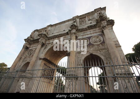 Die berühmten Arch von Costantin, Arco di Costantino Roma, Rom, Italien, Trave Stockfoto