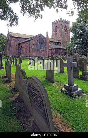 Außenseite des St Wilfrids Kirche, Grappenhall, Warrington, Cheshire England UK Stockfoto