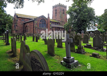 Außenseite des St Wilfrids Kirche, Grappenhall, Warrington, Cheshire England UK Stockfoto