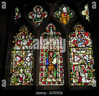Str. Wilfrids Kirche Grappenhall - Original Buntglasfenster West, Warrington Stockfoto