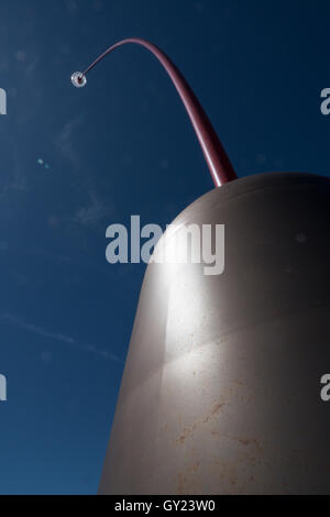 Die Len Lye Wind Zauberstab auf dem Küstenweg New Plymouth, Nordinsel, Neuseeland. Stockfoto