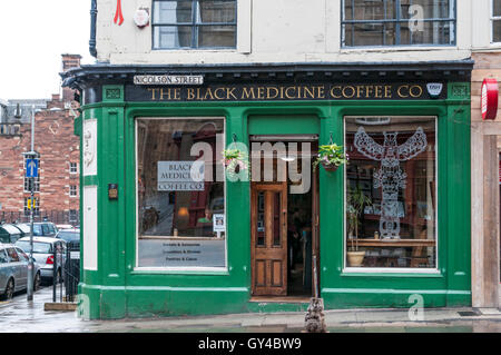 Der schwarze Medizin Kaffee Co in Nicolson Street, Edinburgh.  Wo J. K. Rowling schrieb einige frühe Teile der Harry Potter Bücher. Stockfoto