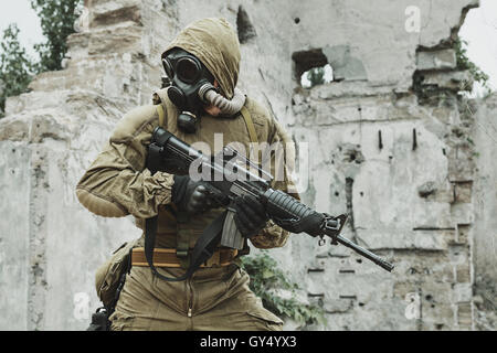 Nukleare Post-Apokalypse-Überlebender Stockfoto