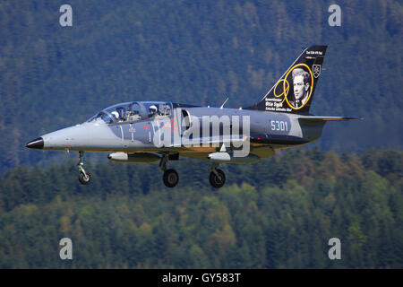 ZELTWEG, Steiermark, Österreich - 2. September 2016: Aero L-159 Alca bei Airpower 2016 in Zeltweg, Österreich Stockfoto