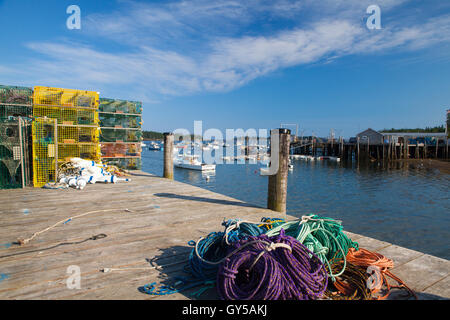 Krabben Sie-Farm und Krabben Käfige auf Saint George Halbinsel, Maine, USA Stockfoto