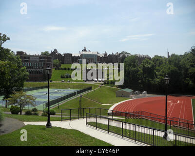 Lynchburg, VA, USA. Blick auf den Campus des Randolph College mit Sporteinrichtungen. Stockfoto