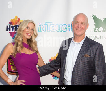 Hollywood, Kalifornien, USA. 17. September 2016. TV-Persönlichkeit/Designer Melissa Misetich und Reality-TV star Steve Cederquist HGTV "Flip oder Flop" TV-Show, InTouch Magazin Promi Fan Festival Pre-Emmy Party in der Hollywood Foreign Legion Hall in Los Angeles zu besuchen. Bildnachweis: Sheri Determan / Alamy Live News Stockfoto