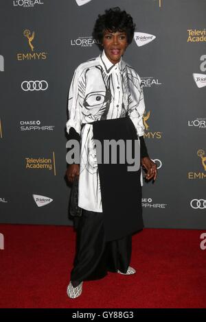 LOS ANGELES - SEP 16: Cicely Tyson in der Akademie Performer Nominee Fernsehempfang im Pacific Design Center am 16. September 2016 in West Hollywood, CA bei Ankunft für den Fernsehempfang Akademie ehrt 68. Emmy Award Performer nominiert, Spektren von Wolfgang Puck an der Pacific Design Center, Los Angeles, CA 16. September 2016. Foto von: Priscilla Grant/Everett Collection Stockfoto