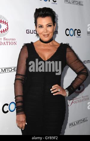 Beverly Hills, CA. 17. September 2016. Kris Jenner im Ankunftsbereich für die jährliche Brent Shapiro Foundation für Alkohol und Drogen Prävention Sommer spektakulär, Private Estate, Beverly Hills, CA 17. September 2016. Bildnachweis: Priscilla Grant/Everett Collection/Alamy Live-Nachrichten Stockfoto