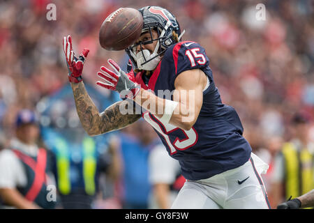 Houston, Texas, USA. 18. September 2016. Houston Texans Wide Receiver Will Fuller (15) Kugeln pro Fang im 2. Quartal ein NFL-Spiel zwischen den Houston Texans und die Kansas City Chiefs NRG-Stadion in Houston, TX am 18. September 2016 zu versuchen. Bildnachweis: Trask Smith/ZUMA Draht/Alamy Live-Nachrichten Stockfoto