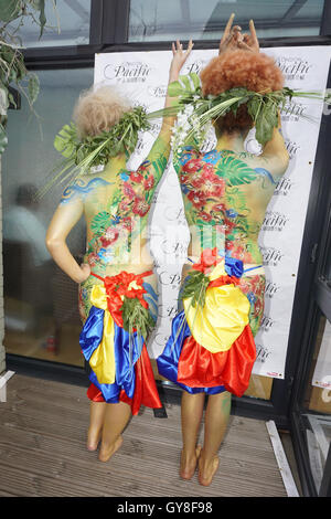 London, UK. 18. September 2016. LFW s/s 2017: Der London Pacific kollektive von A Pacific Fashion Show Host durch London Pacific Fashion Ltd am Grand Connaught Zimmer Dachterrasse in London. Bildnachweis: Siehe Li/Alamy Live News Stockfoto