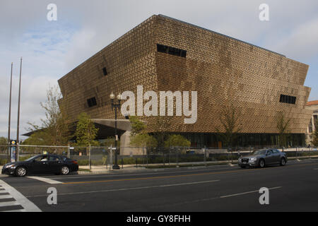 Washington, DC, USA. 18. September 2016. Das Smithsonian National Museum of African American History und Kultur in Washington, DC sieht man hier weniger als eine Woche vor seiner Einweihung und Eröffnung. Bildnachweis: Evan Golub/ZUMA Draht/Alamy Live-Nachrichten Stockfoto