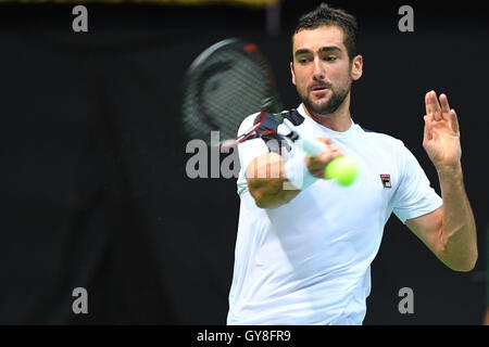 Zadar, Kroatien. 18. September 2016. Davis Cup Tennis. Kroatien gegen Frankreich. Marin Cilic (Cro) besiegte Richard Gasquet (Fra) Credit: Action Plus Sport/Alamy Live News Stockfoto