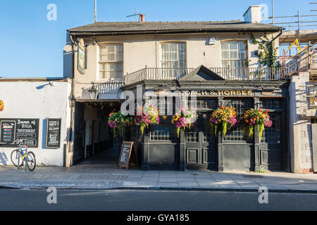 Der Coach und Pferde Gastwirtschaft in Barnes, SW-London, UK Stockfoto