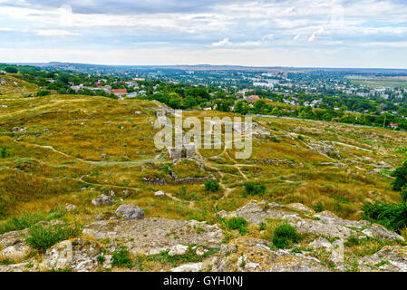 Die Ruinen der antiken Stadt Pantikapaion am Berg Mitridat in Kertsch Stockfoto