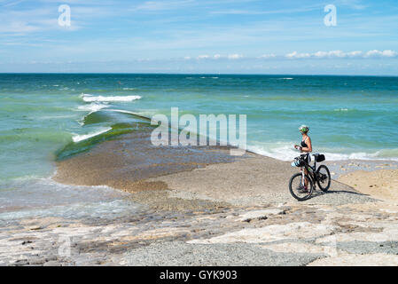 Strand in der Nähe von Phare des Baleines Leuchtturm, Ile de Ré, Frankreich, EU, Europa Stockfoto