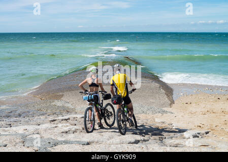 Strand in der Nähe von Phare des Baleines Leuchtturm, Ile de Ré, Frankreich, EU, Europa Stockfoto