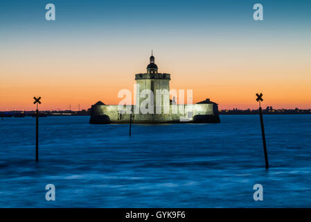 Das Fort Louvois bei Sonnenuntergang, Bourcefranc-le-Chapus, Charente-Maritime, Frankreich, EU, Europa Stockfoto