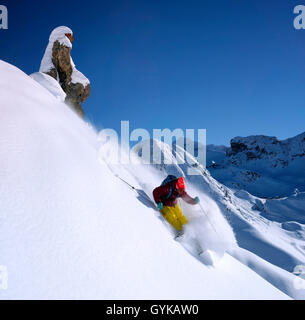 Off Piste in den Französischen Alpen, Frankreich, Savoie, La Plagne Stockfoto