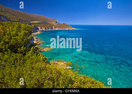 Atemberaubende Küste Aussicht in der Nähe von Licciola, Korsika, Frankreich, Europa. Stockfoto