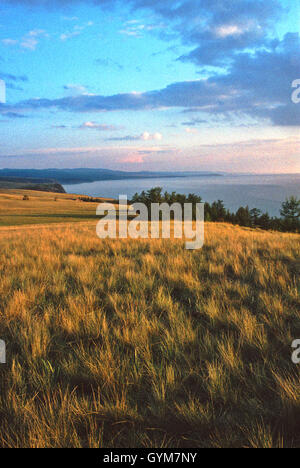 Pribaikalski Nationalpark, Olchon, der Baikalsee. Olchon Inseln ist die größte Insel im See. Stockfoto