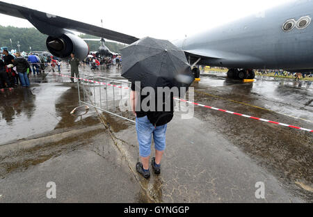 Mosnov, Tschechische Republik. 17. September 2016. Die NATO Tage und tschechischen Luftwaffe Tage am Flughafen von Mosnov, Ostrava, Tschechische Republik, 17. September 2016. © Jaroslav Ozana/CTK Foto/Alamy Live-Nachrichten Stockfoto