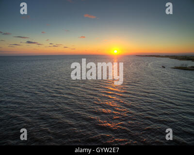 Sonnenuntergang über der Bucht von Delaware Stockfoto