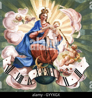 Sonnenuhr, Fassade, Pfarrkirche Mariä Himmelfahrt, Thannhausen, Bayern, Deutschland Stockfoto