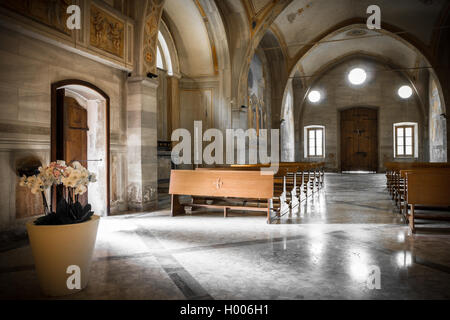 Innenansicht der Kirche der Muttergottes von Prada, Bergamo (Italien) Stockfoto