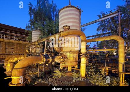 Kokerei Hansa am Abend, Deutschland, Nordrhein-Westfalen, Ruhrgebiet, Dortmund Stockfoto