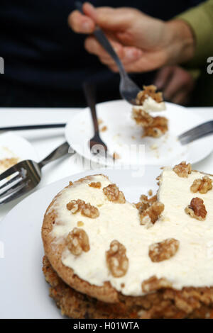 Büro Bake Off hausgemachte Kuchen Stockfoto