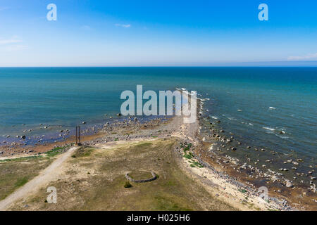 Draufsicht auf Tahkuna Umhang und Denkmal für die Opfer des Estland Fähre. Hiiumaa Insel Stockfoto