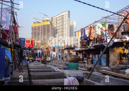 MUMBAI, Indien - 8. Januar 2015: Blick auf Skyscrapper gebaut in der Nähe von Dhobi Ghat in Mumbai. Stockfoto