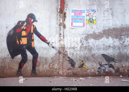 MUMBAI, Indien - 12. Januar 2015: Graffiti-Kunst von Spiderman in Dharavi Slum Stockfoto