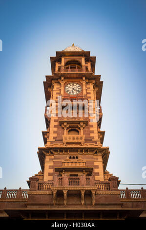 JODHPUR, Indien - 11. Februar 2015: Ghanta Ghar auch bekannt als Uhrturm am Sardar Markt. Stockfoto