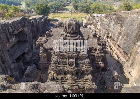 ELLORA, Indien - 14. Januar 2015: Nordseite des Kailasa-Tempel Teil Ellora Höhlen. Auch bekannt als Kailasanatha-Tempel einer der großen Stockfoto