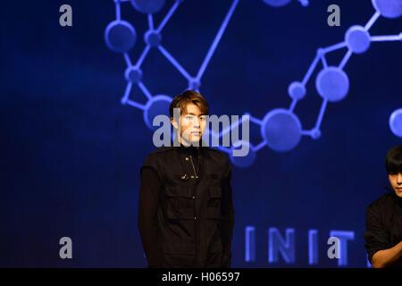 Seoul, Korea. 19. Sep, 2016. UNENDLICHE halten Schaufenster 6. Mini Album unendlich nur in Seoul, Korea am 19. September 2016 zu fördern. (China und Korea Rechte heraus) © TopPhoto/Alamy Live-Nachrichten Stockfoto