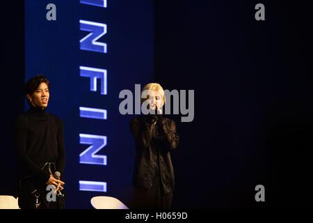 Seoul, Korea. 19. Sep, 2016. UNENDLICHE halten Schaufenster 6. Mini Album unendlich nur in Seoul, Korea am 19. September 2016 zu fördern. (China und Korea Rechte heraus) © TopPhoto/Alamy Live-Nachrichten Stockfoto