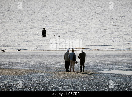 Crosby, UK. 20. Sep, 2016. Großbritannien Wetter. Hellen und sonnigen Nachmittag am Crosby Strand Merseyside. UK 20. September 2016. Bildnachweis: ALAN EDWARDS/Alamy Live-Nachrichten Stockfoto