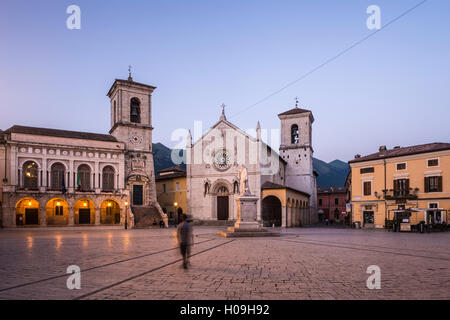 Piazza San Benedetto, Norcia, Umbrien, Italien, Europa Stockfoto