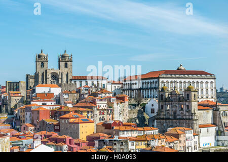 Altstadt mit Kathedrale von Porto, Porto, Portugal Stockfoto