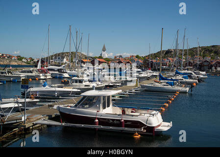 Der Hafen von Skärhamn auf der Insel Tjörn an der West Küste Schwedens Stockfoto