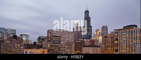 Chicago. Chicago downtown district Gebäude mit Willis Tower. Stockfoto