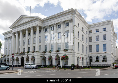 Das Queens Hotel in Cheltenham Stockfoto