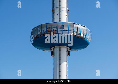 Der Jurassic Skyline Aussichtsturm mit Aussichtsplattform auf halber Höhe. Weymouth, Dorset, England, Vereinigtes Königreich, Großbritannien Stockfoto