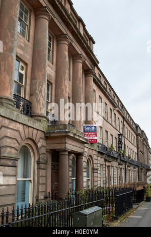 georgische terrassenförmig angelegten Gebäuden auf Hamilton Square Birkenhead Merseyside UK Stockfoto