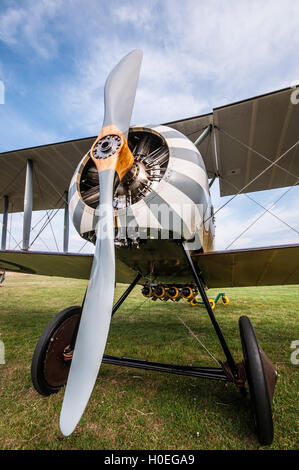 Die Sopwith 7F.1 Schnepfe war ein britisches einsitziges Doppeldecker-Kämpfer von der Royal Air Force. Diese Replik ist in Stow Maries WW1 Basis Stockfoto